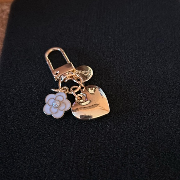 Bag charm heart flower charm - Picture 5 of 7